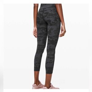 lululemon athletica Black & Charcoal Camo High-Rise Leggings Size 10